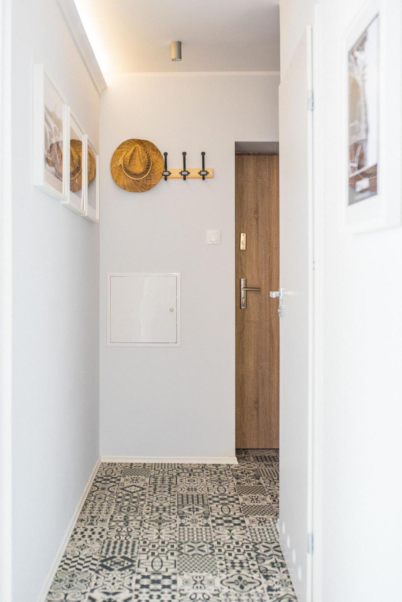 Przylesny Apartament Przy Dworcu Z Miejscem Postojowym Gdynia Buitenkant foto