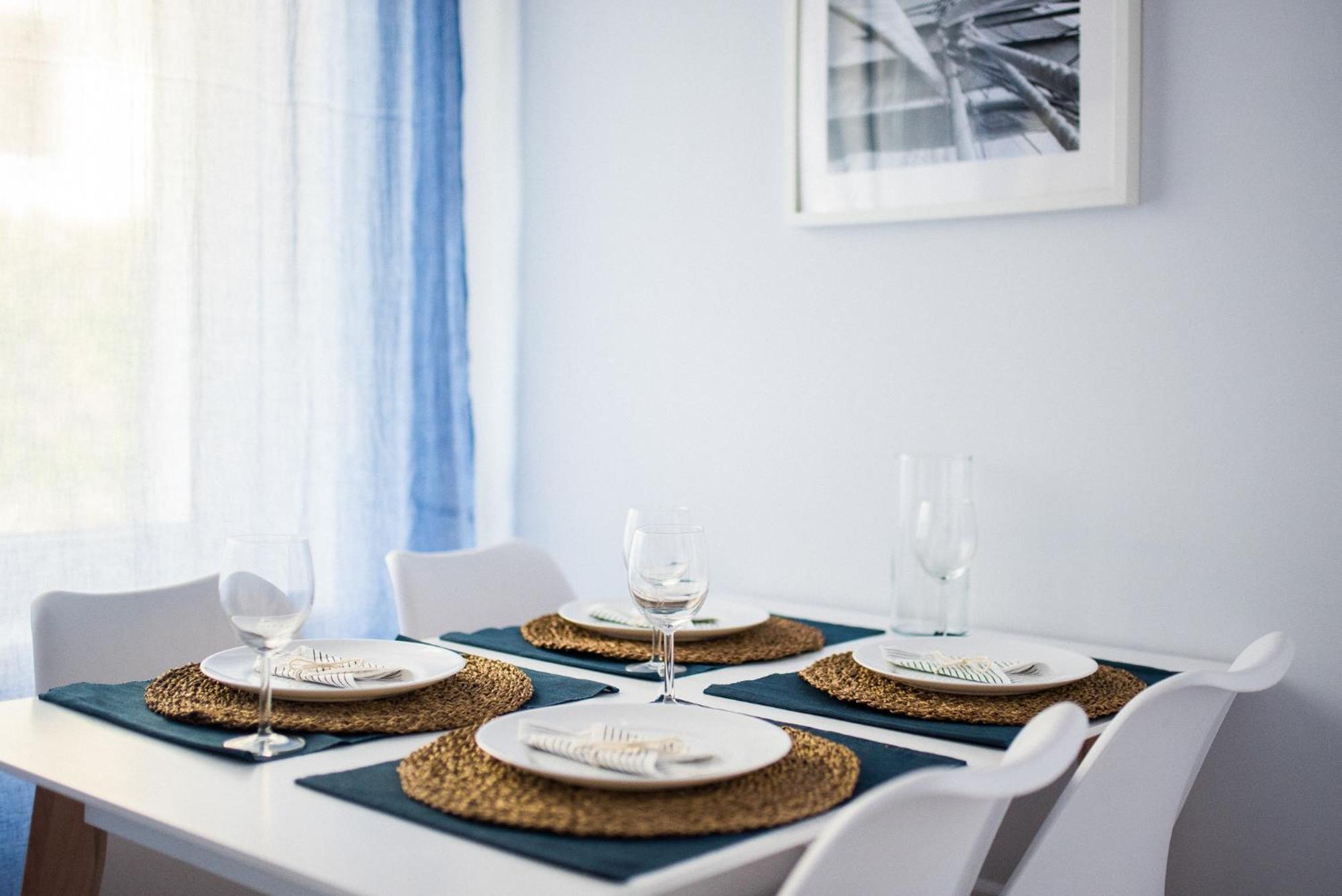 Przylesny Apartament Przy Dworcu Z Miejscem Postojowym Gdynia Buitenkant foto